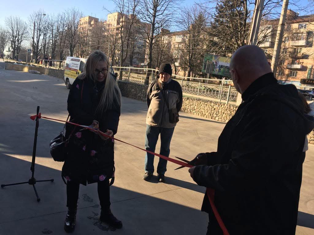 Ілюстрація до публікації «та 368.media Засновник та керівник ІА "Рівне Онлайн" Віталій Павлов - браток з 90-х У першій частини ми вказували, що маємо сумніви стосовно військової служби Павлова і у цьому…»