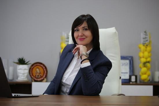 Ілюстрація до публікації «Ректор Луцького університету купила СЕС і новий кросовер»