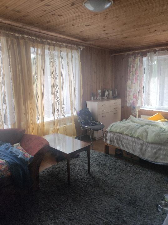 Ілюстрація до публікації «Заступник голови НБУ Катерина Рожкова та її ділянка з будинком в Кожухівці, яку реалізували за 927 тис. гривень...»