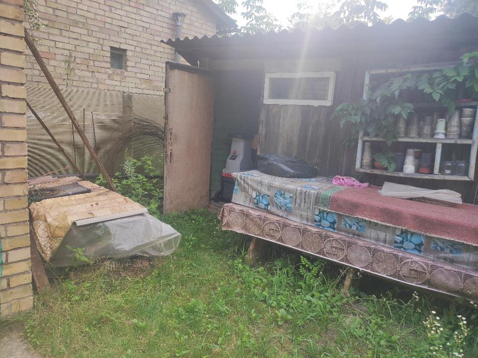 Ілюстрація до публікації «Заступник голови НБУ Катерина Рожкова та її ділянка з будинком в Кожухівці, яку реалізували за 927 тис. гривень...»