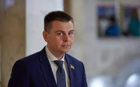 Ілюстрація до публікації «Корупційно-російську мережу "Кит Груп" заснували Сергій та Людмила Ткаченки.»