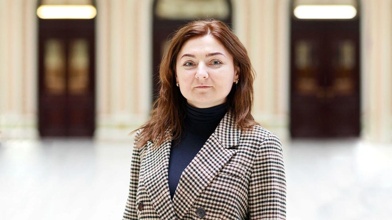 Ілюстрація до публікації «Хто допомагає "Кит Груп" (ФК "Ліберті фінанс"): очільник департаменту фінансового моніторингу НБУ Липська Анна Володимирівна.»