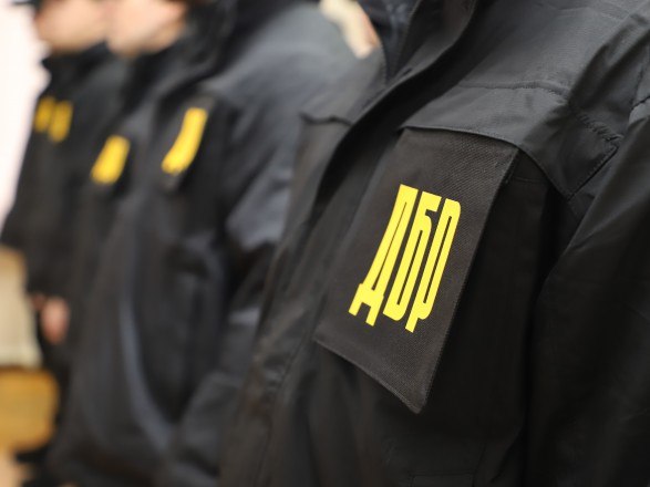Ілюстрація до публікації «ЕКССЛІДЧИЙ ДБР: з Одеси Олександр Гарановський отримав умовний строк ВАКС за те, що безпідставно вилучив у митників 716 000 $, котрі знайшли у голови профспілки промринку "7 км".»