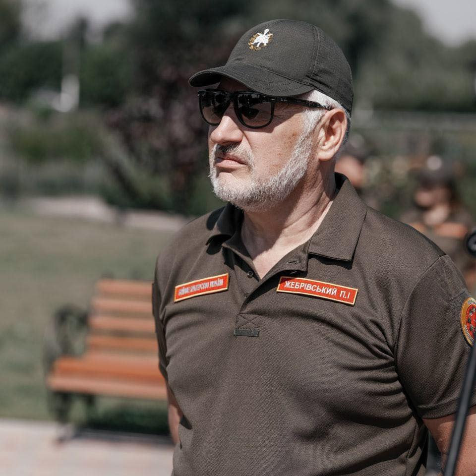 Ілюстрація до публікації «Навіщо Павлу Жебрівському власна армія?»
