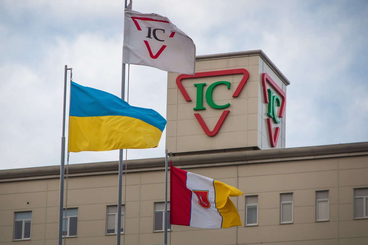 Ілюстрація до публікації «Легальний наркобарон України: Анатолій Редер»