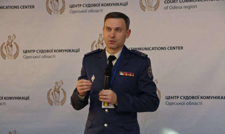 Ілюстрація до публікації «Тимчасовий голова Служби судової охорони Петро Талпа не має жодного авто та не вказав житло у Києві.»