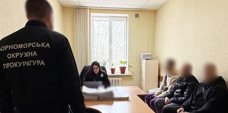 Ілюстрація до публікації «Заробіток на залякуванні мобілізацією: ГО "Україна – це матір" херсонця Олексія Лапіна»