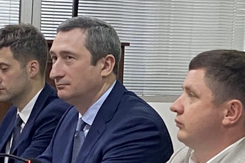 Ілюстрація до публікації «ВАКС обрав запобіжний захід для віцепрем’єр-міністра Олексія Чернишова. Його зобов’язали внести заставу у розмірі 120 млн гривень.»