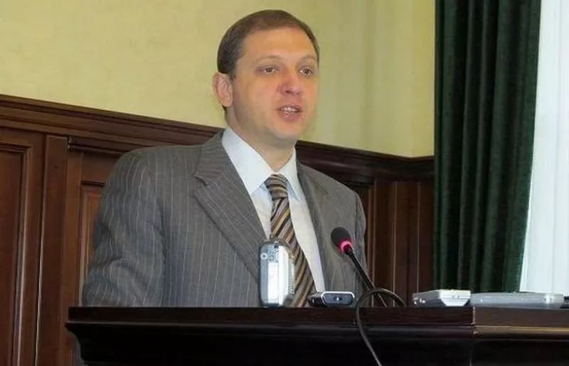 Ілюстрація до публікації «Прокурор Кіровоградщини Ян Стрелюк: рідкісний підор та "регіональна консерва"»
