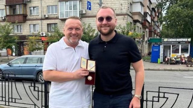 Ілюстрація до публікації «ВАКС частково дозволи спеціалізованій прокуратурі у сфері оборони про використання матеріалів негласних слідчих дій щодо корупції бізнесмена Ігоря Гринкевича про зловживання у…»