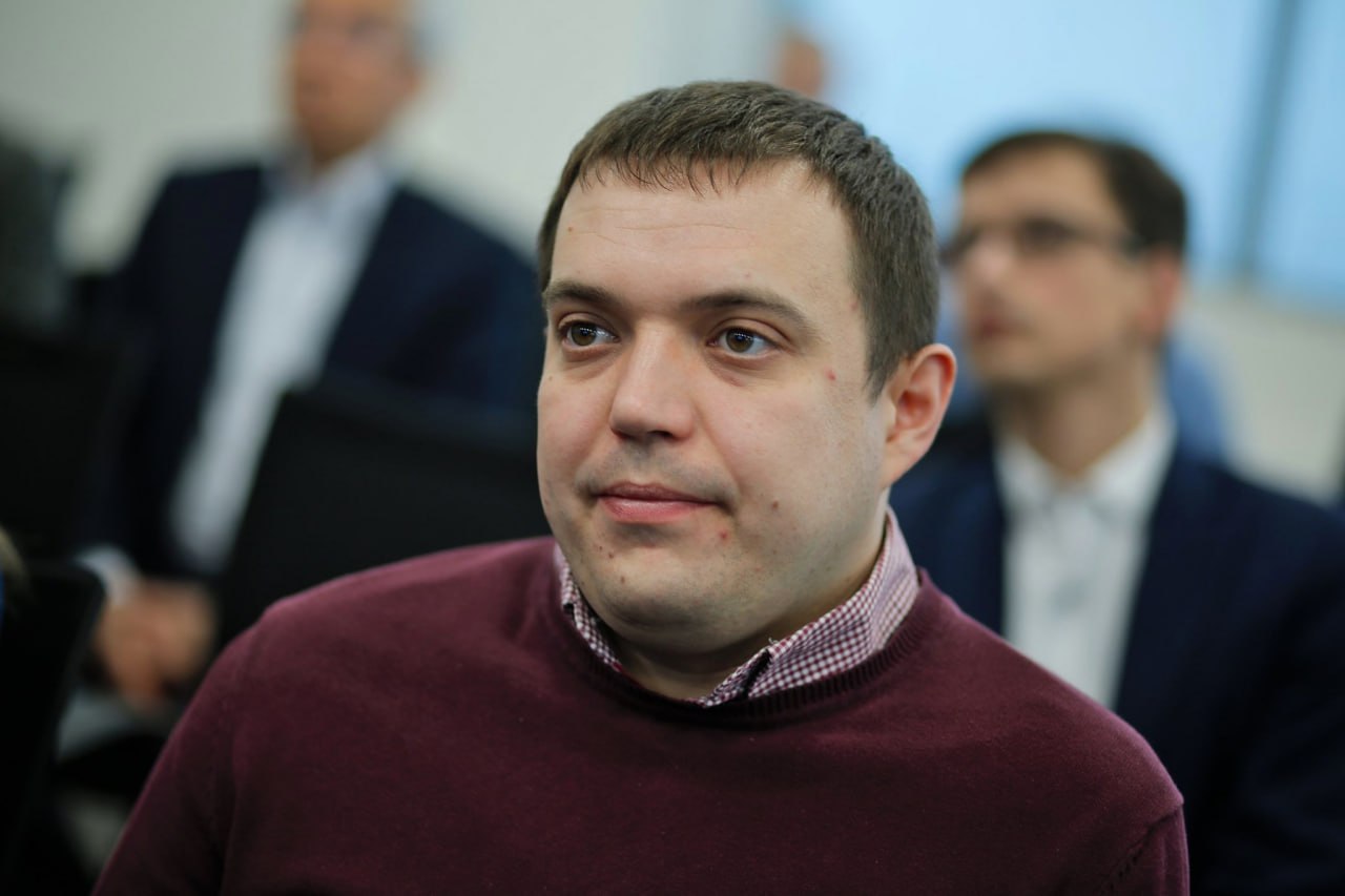 Ілюстрація до публікації «Власнику БетонЕнерго (ТОВ «Завод залізобетонних виробів «Дорожні та енергетичні конструкції» (бренд Beton Energo) Олександру Мазурку збільшили заставу»
