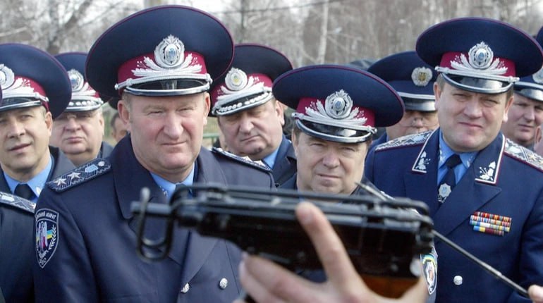 Ілюстрація до публікації «"Мусорські": Мінсоцполітики: в Україні налічується 145,2 тис. чоловіків призовного віку (до 60 років), які не працюють, не мають інвалідності і не служать у війську.»