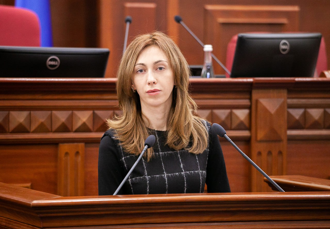 Ілюстрація до публікації «Директор департаменту економіки та інвестицій Київської міської державної адміністрації Наталія Мельник задекларувала кредит на майже 1 млн грн.»