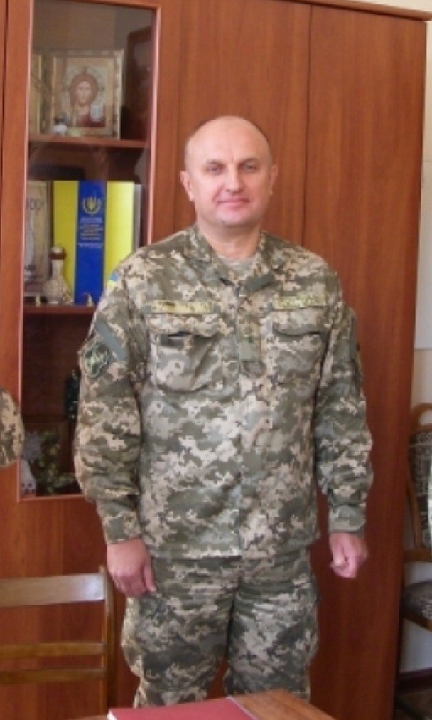 Ілюстрація до публікації «ШІСТЬ КОШТОВНИХ АВТО ВІЙСЬКОВОГО МАРОДЕРА»