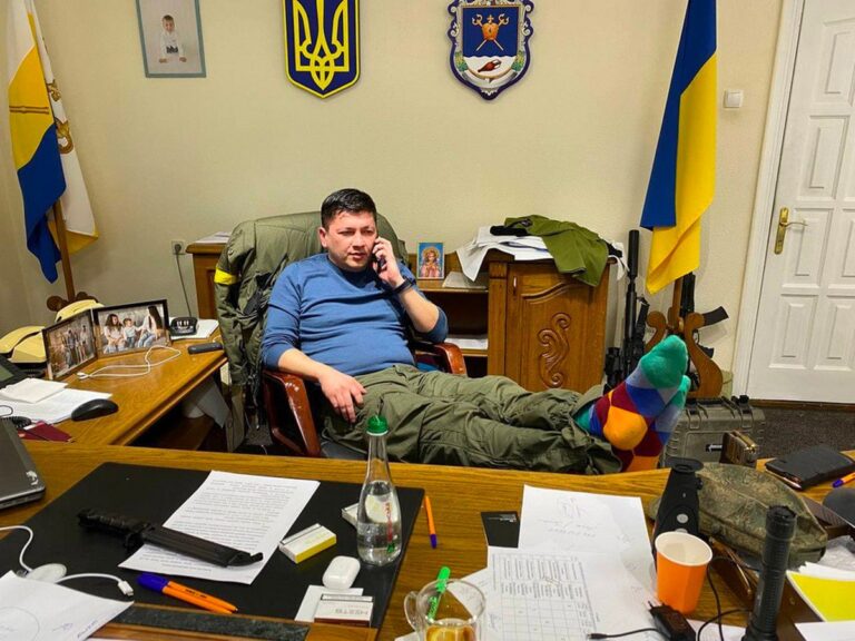 Ілюстрація до публікації «438 720₴ під час війни витратив голова Миколаївської ОВА Віталій Кім на придбання коштовного годинника для власної дружини»