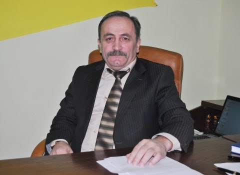 Ілюстрація до публікації «На Одещині Вилківський міський голова Матвій Іванов отримав від прокуратури підозру через пособництво у незаконному видобутку майже 8 тисяч кубометрів піску з Дунаю. 💬…»