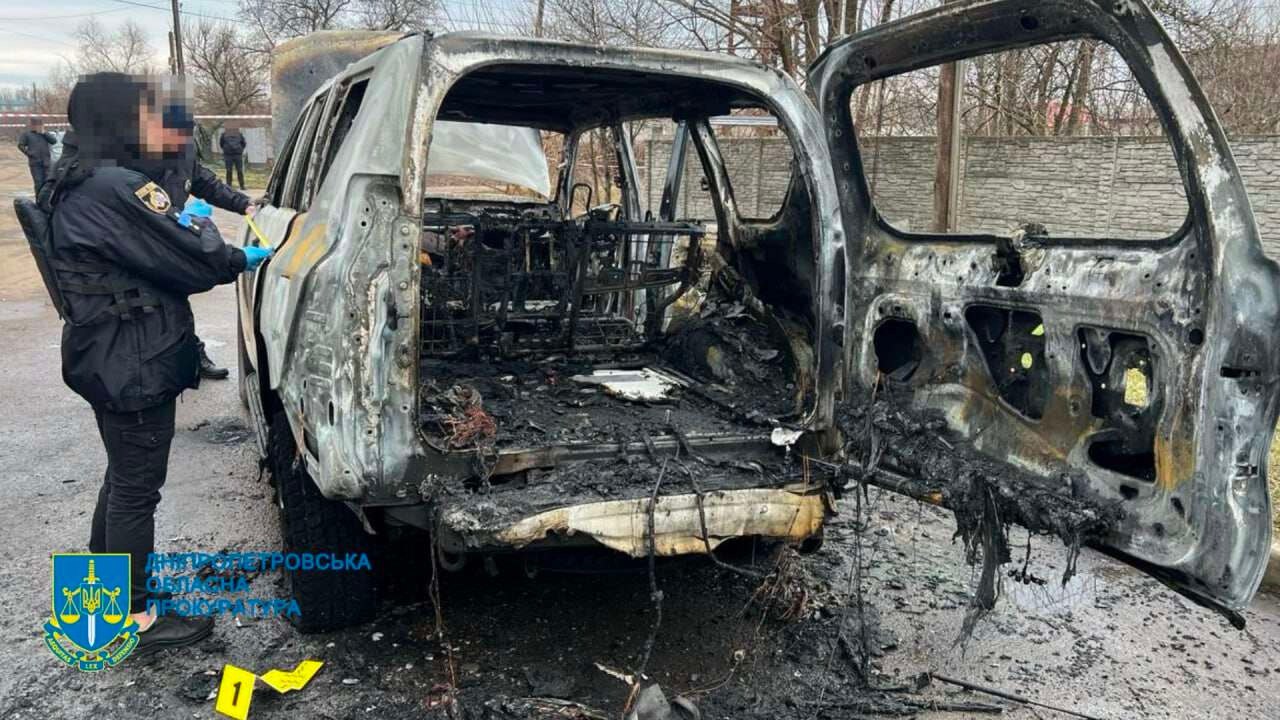 Ілюстрація до публікації «У Нікополь Дніпропетровської області невідомий розстріляв автомобіль заступника міського голови Віталія Журавльова»