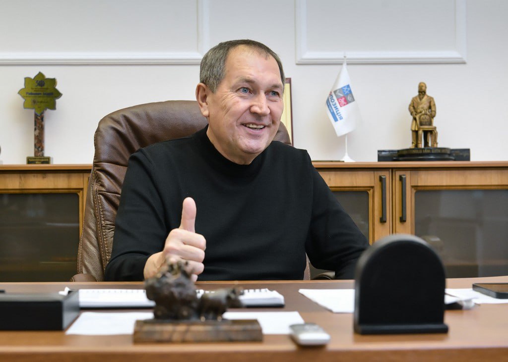 Ілюстрація до публікації «Очільник Кіровоградської ОВА Андрій Райкович задекларував 53 мільйонів гривень»