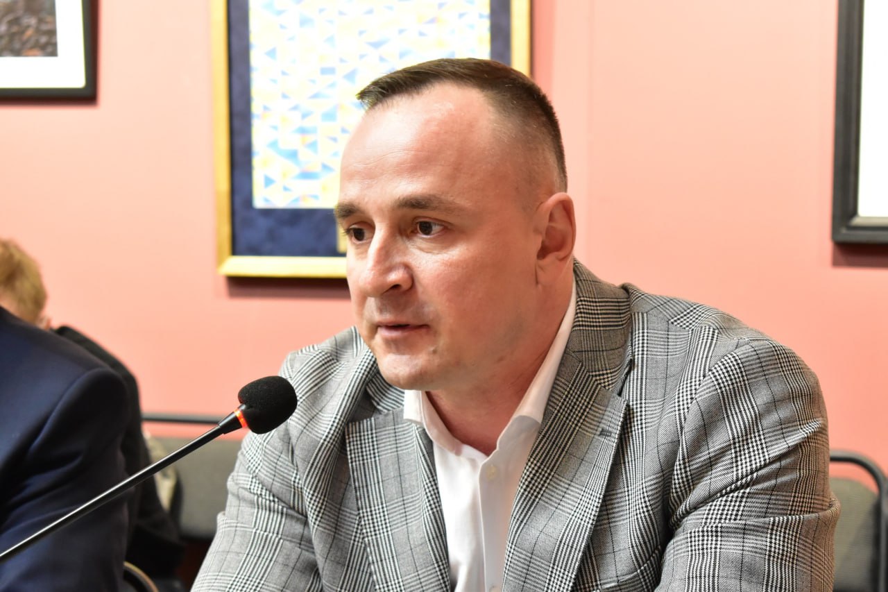 Ілюстрація до публікації «Схематоз ДП «Гарантований покупець»: кришувач борделів Підприємство фактично акумулює борги на ринку електричної енергії.»