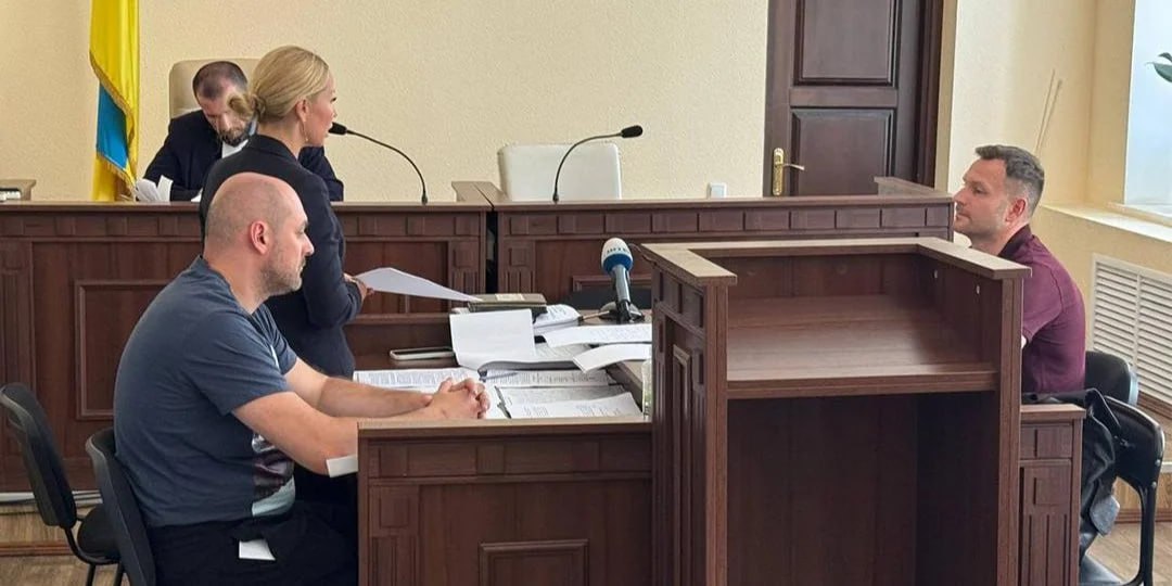 Ілюстрація до публікації «Детектива НАБУ Магамедрасулова та його батька Сентябра підозрюють у КП №22025101110000487 за ч. 1 ст. 14, ч. 2 ст.28, ч. 1 ст. 111-2 та за ознаками вчинення злочину…»