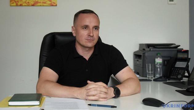 Ілюстрація до публікації «Державне підприємство «Гарантований покупець» (ГарПок): керівництво розподіляє премії та надбавки «своїм» людям, а ті, у свою чергу, повертають «подяку» у формі відкатів.»