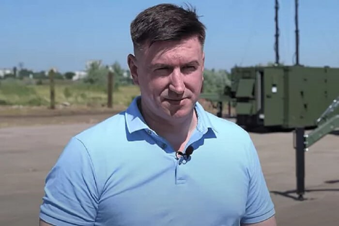 Ілюстрація до публікації «Кум ексміністра оборони Резнікова та власник СТО "АТЛ" — Роман Олександрович Баликін — неймовірно збагатився на закупівлях МОУ в 2022-2023-му, які проводилися під проводом…»