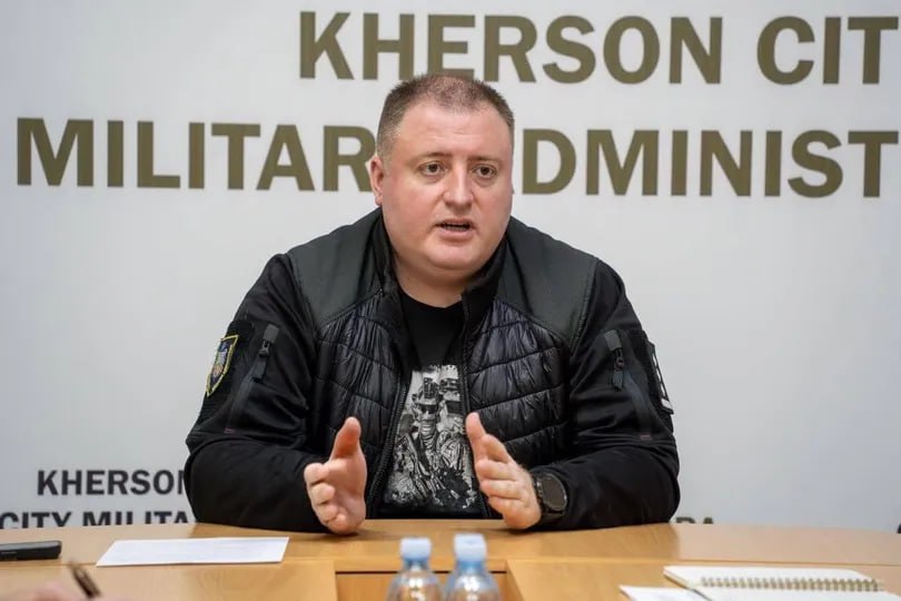 Ілюстрація до публікації «Ексочільник Херсонської МВА Роман Мрочко причетний до розтрати сотень мільйонів гривень на будівництві підземних шкіл»