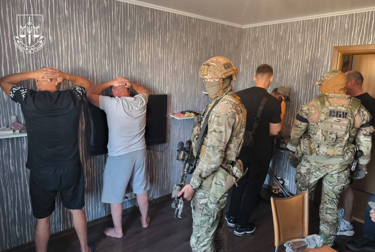 Ілюстрація до публікації «Директор ДП "Морський торговельний порт "Південний" (Южний) Олександр Олійник, якого судять у ВАКС, отримав нову підозру за спричинені збитки державі на понад 8 млн грн.»