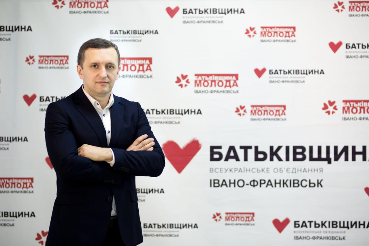 Ілюстрація до публікації «Голова фракції «Батьківщини» в Івано-Франківській міськраді Руслан Терешко розпочав будівництво одного з найбільших апарт-готелів у Буковелі, але не вказує витрати на це у…»