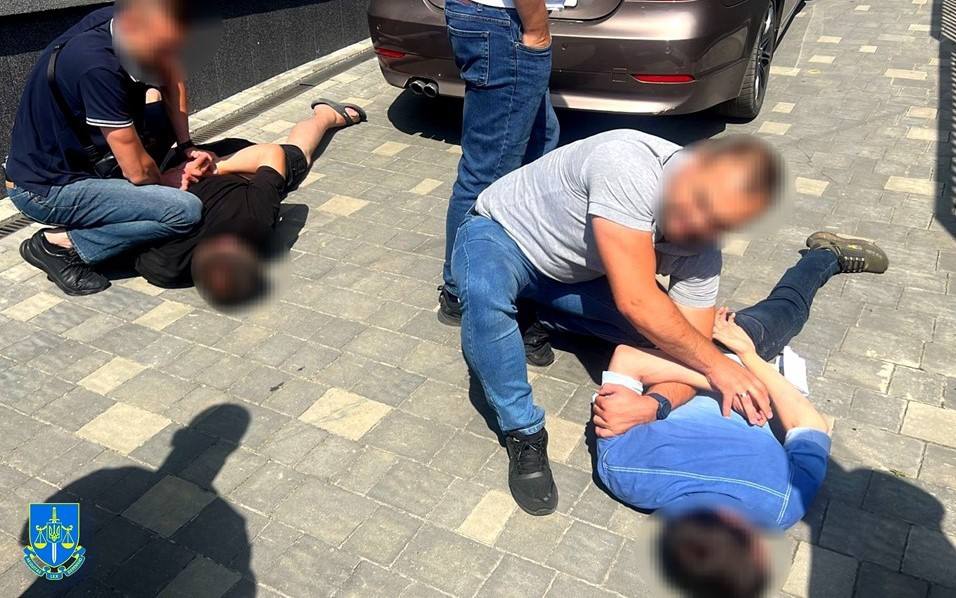 Ілюстрація до публікації «ЗАНАДТО ДОРОГО: вирішив на Тернопільщині ухилянт, коли 🙄 депутат-військовий запропонував за 6 000$ вирішити питання у військкоматі»