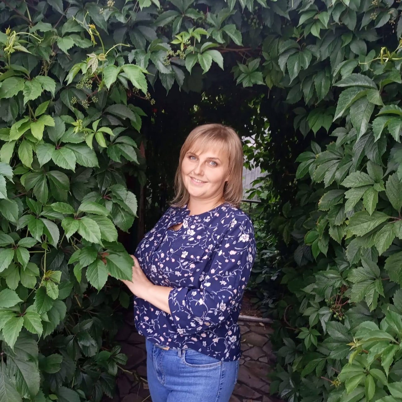 Ілюстрація до публікації «Наш еротоман'як, начальник спецмайданчиків поліції Київщини Євгеній Завадський вказав у декларації, що набув Mercedes-Benz за 25 тис. гривень.»