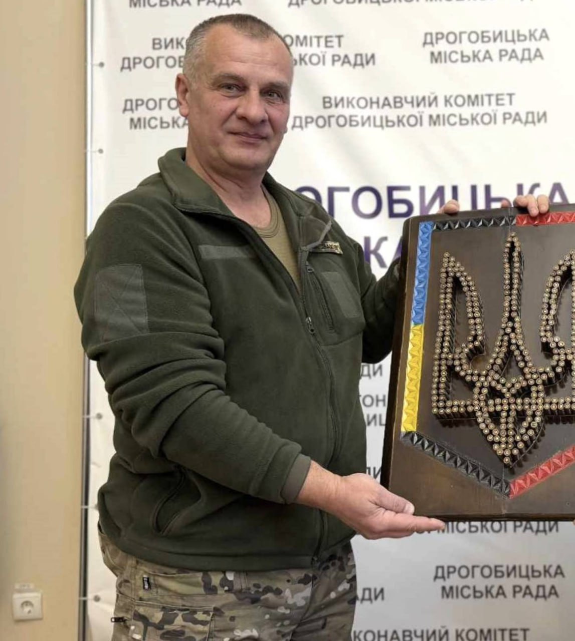 Ілюстрація до публікації «Колишній директор КП «Екран-сервіс» Дрогобицької міської ради Олександр Томашенко визнав провину у корупції при закупівлі РЕБ від компанії Piranha-tech.»