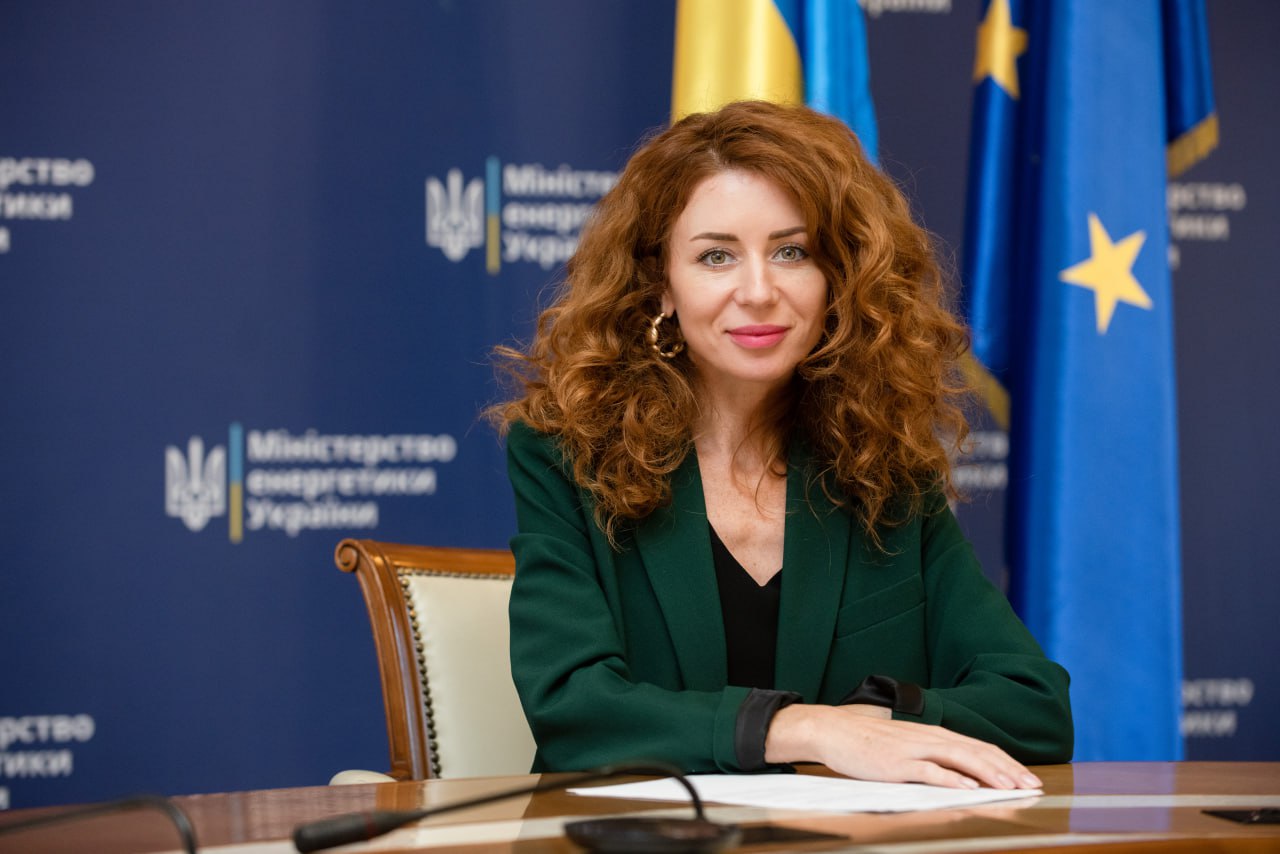 Ілюстрація до публікації «Міністр юстиції Герман Галущенко залишив дружину з 4 дітьми, а нову пасію Світлану Грінчук призначив своєю заступницею.»