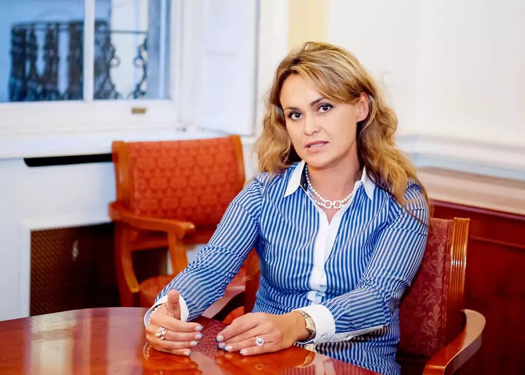 Ілюстрація до публікації «Корупційна схема виготовлення автономерів Головний сервісний центр МВС віддав вже 451 млн гривень на закупівлю державні номерних знаків у дніпровського постачальника з "чорного…»