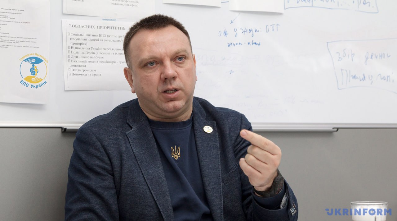 Ілюстрація до публікації «повідомляє: Начальник Східного міжрегіонального управління ДПС по роботі з великими платниками податків Микола Чмерук веде спільний агробізнес з луганським нардепом від "Слуги…»