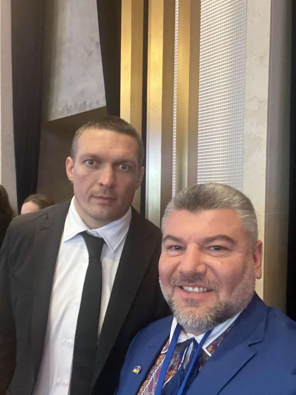 Ілюстрація до публікації «Чуєте, а чого знаний пан корупціонер Миша Ноняк ухиляться від служби в Збройних Силах?»