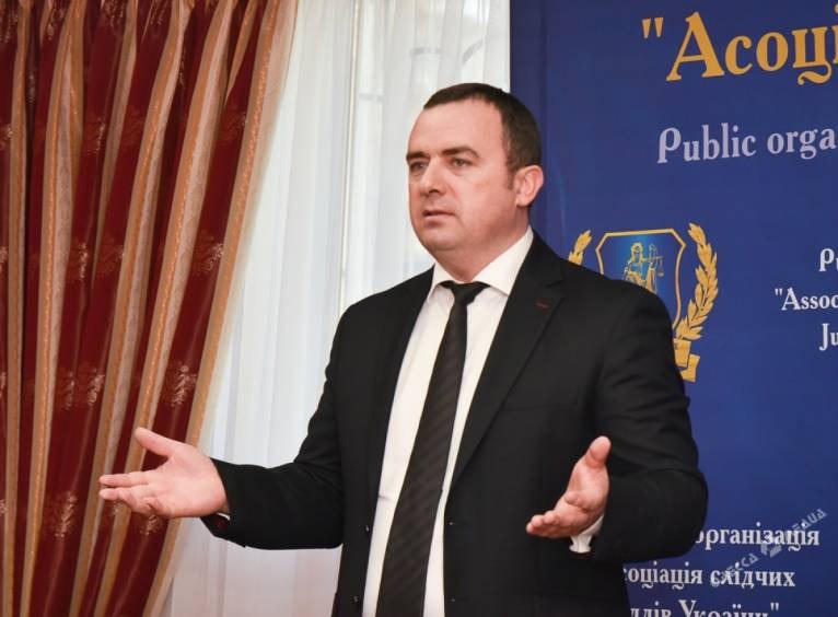 Ілюстрація до публікації «Як протеже нардепа від "Партії Регіонів" Сергія Ківалова та інших отримав на "годування" районний суд в Одесі. Історія експрокурора Сергія Чванкіна»