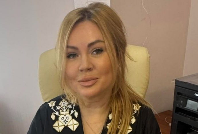 Ілюстрація до публікації «Керівник Голосіївської РДА Києва Софія Дунаєвська "прозвітувала" за три місяці роботи на посаді купівлею електричного Volkswagen ID. Unyx 06 Ultra (2025).»