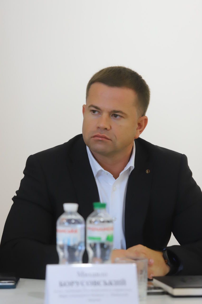Ілюстрація до публікації «Збираємо інформацію про новопризначеного директора БЕБ ТУ Львів Борусовського Михайла До цього він працював у БЕБ, на різних посадах в Державній податковій службі у Львівській…»