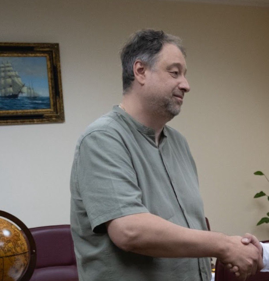 Ілюстрація до публікації «Топ-менеджер «ПриватБанку» став відповідачем у справі про збитки на 8 400 000 000₴»