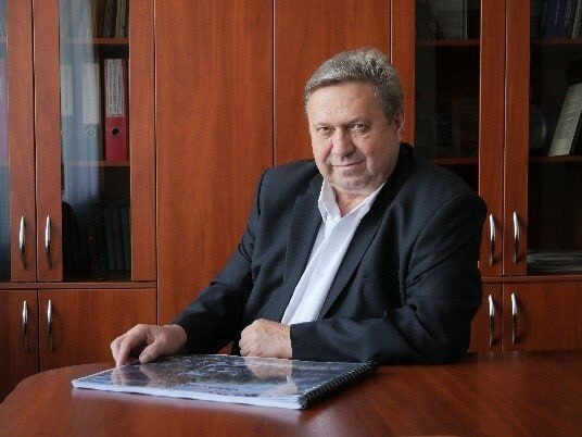 Ілюстрація до публікації «повідомляє: Син луганського зрадника та сепаратиста претендує на посаду голови ДСА»