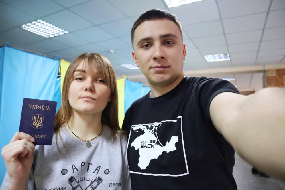 Ілюстрація до публікації «Професійний "волонтер" Сергій Стерненко 11 січня 2023 купляє VOLKSWAGEN TIGUAN (2022).»