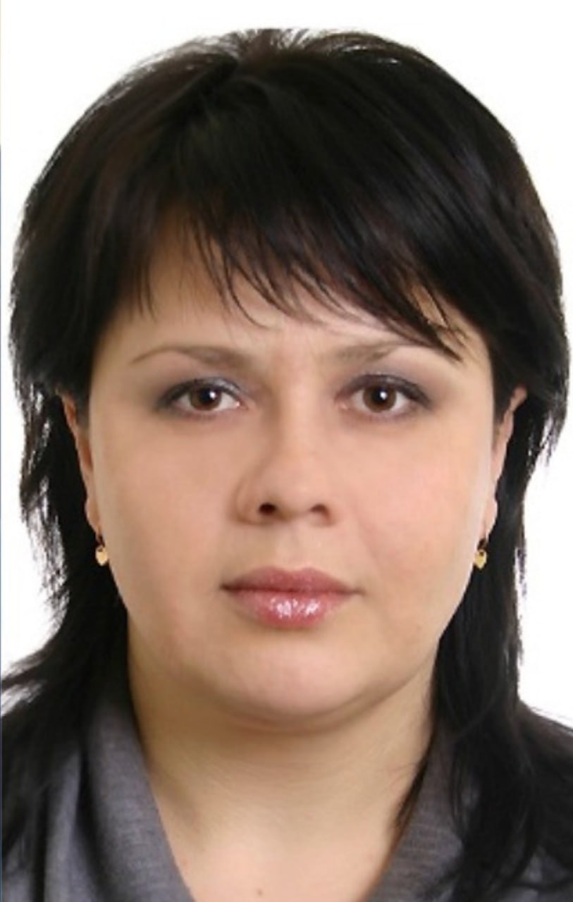 Ілюстрація до публікації «повідомляє, що за останніми деклараціями про доходи можна сказати, що топ-посадовці КМДА "жирують" під час війни, купляючи коштовну нерухомість та автівки.»