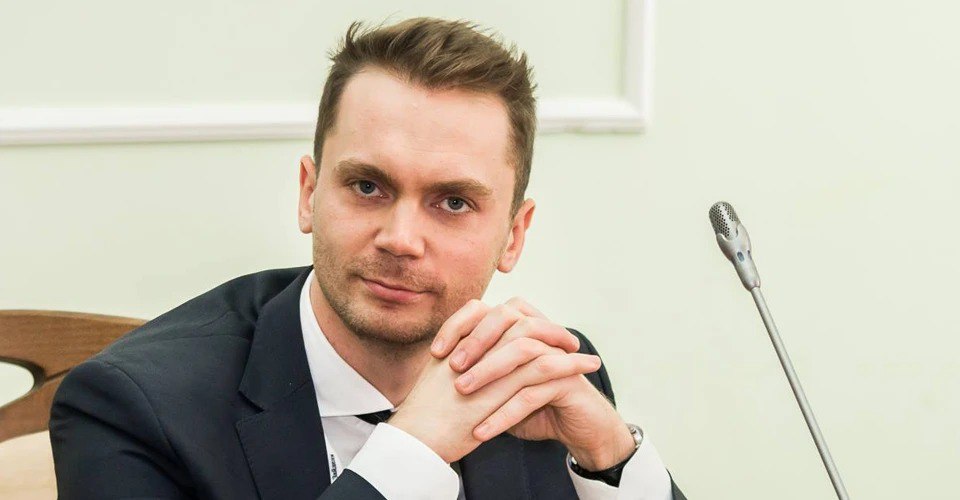 Ілюстрація до публікації «Антикорупціонер та голова правління «Фундації DEJURE» Михайло Жернаков, працевлаштувався експертом до Офісу змін Міноборони»