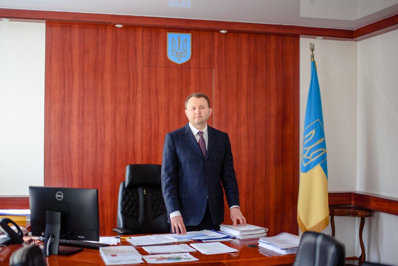 Ілюстрація до публікації «З цікавого: У податківця Богдана Катрушина був багаторічний активний бізнес із рф із купівлі залізничних вагонів із подальшою їх здачею в оренду в Україні.»