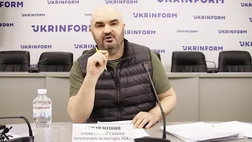 Ілюстрація до публікації «нагадує, Генпрокурор Руслан Кравченко раніше повідомляв про схему, де заступниця Гостомельскої селищної військової адміністрації Ольга Прилипко разом із колегами погодили…»