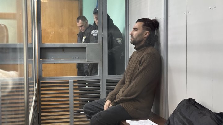 Ілюстрація до публікації «Бізнесмен Олександр Хілик, який має обвинувачення у справі щодо привласнення коштів ЗСУ, котрий жорстко побив велосипедиста та кинув людину напризволяще, вирішив розповсюдити…»