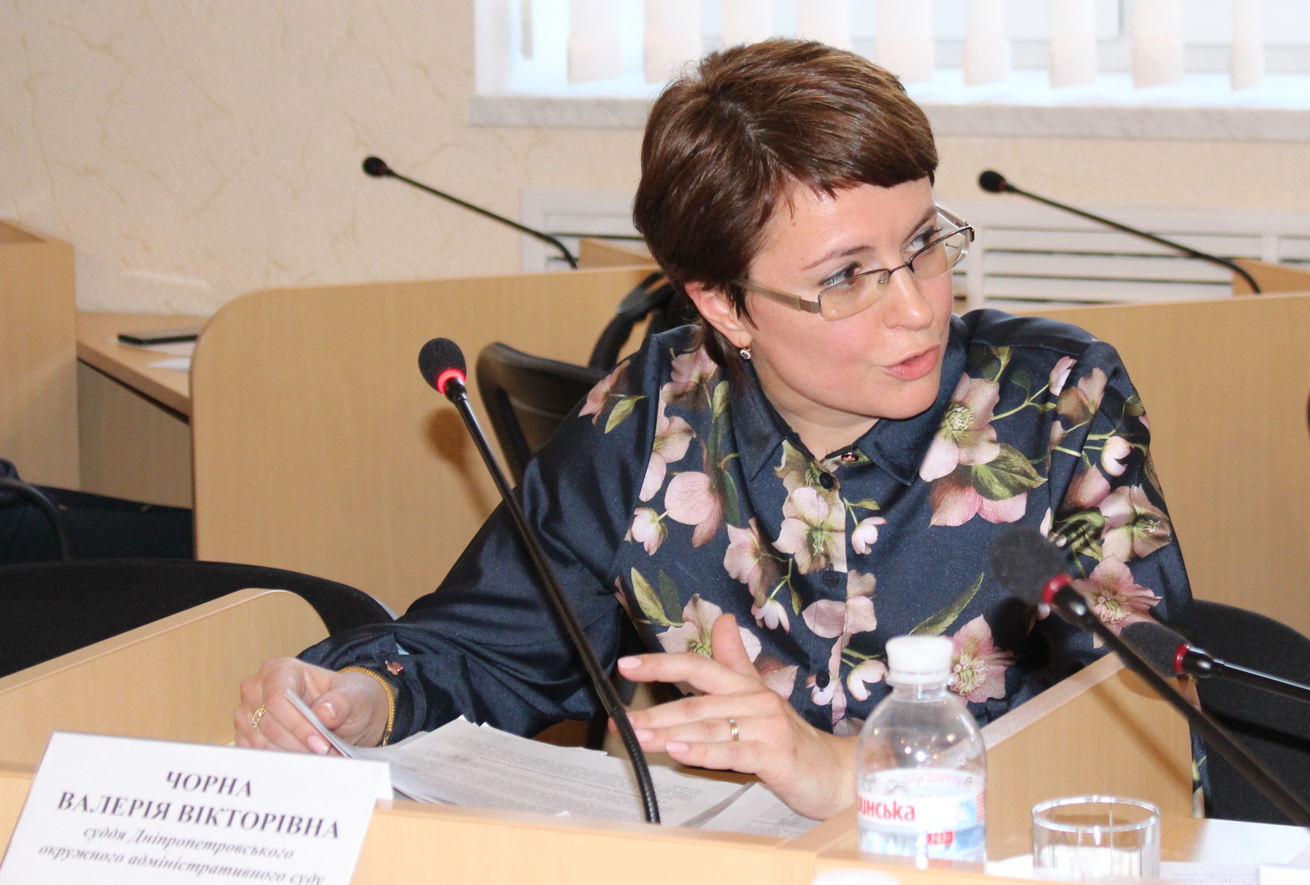 Ілюстрація до публікації «"Я заслужила на це і маю право". Суддя ВАКС Валерія Чорна під час війни придбала з салону BMW Х6 за 3 631 150₴»