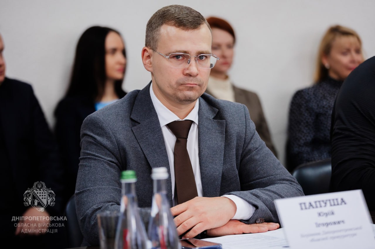 Ілюстрація до публікації «Пане очільник прокуратури регіону Юрію Пампуша, будете реагувати? Вахітов паплюжить прокурорське звання»