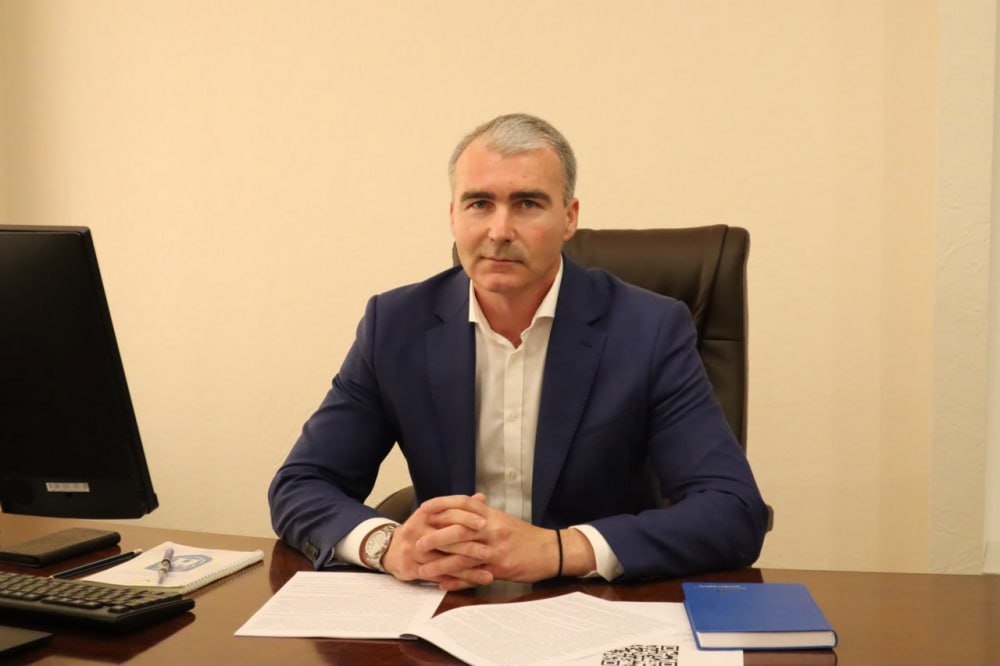 Ілюстрація до публікації «Начальник Головного управління Держпродспоживслужби в Запорізькій області Бабенко Олександр Петрович — незмінний керівник вже ДЕСЯТЬ років...»